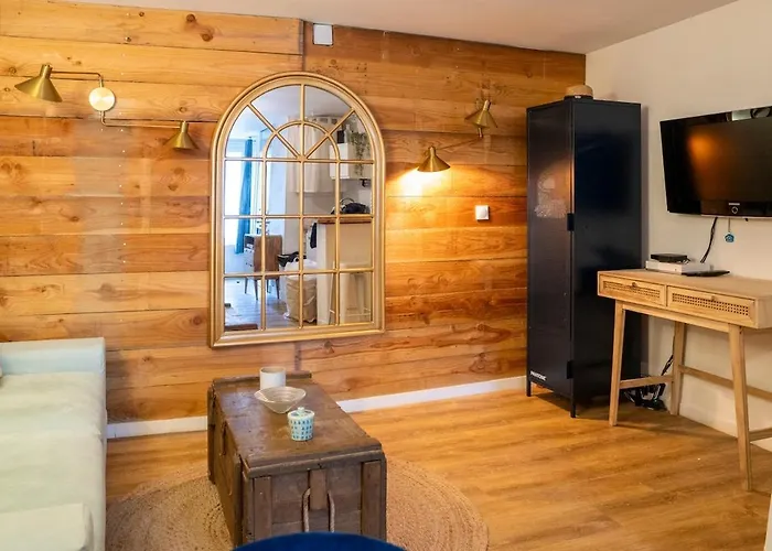 شقة Proche Centre-ville Et Universite *